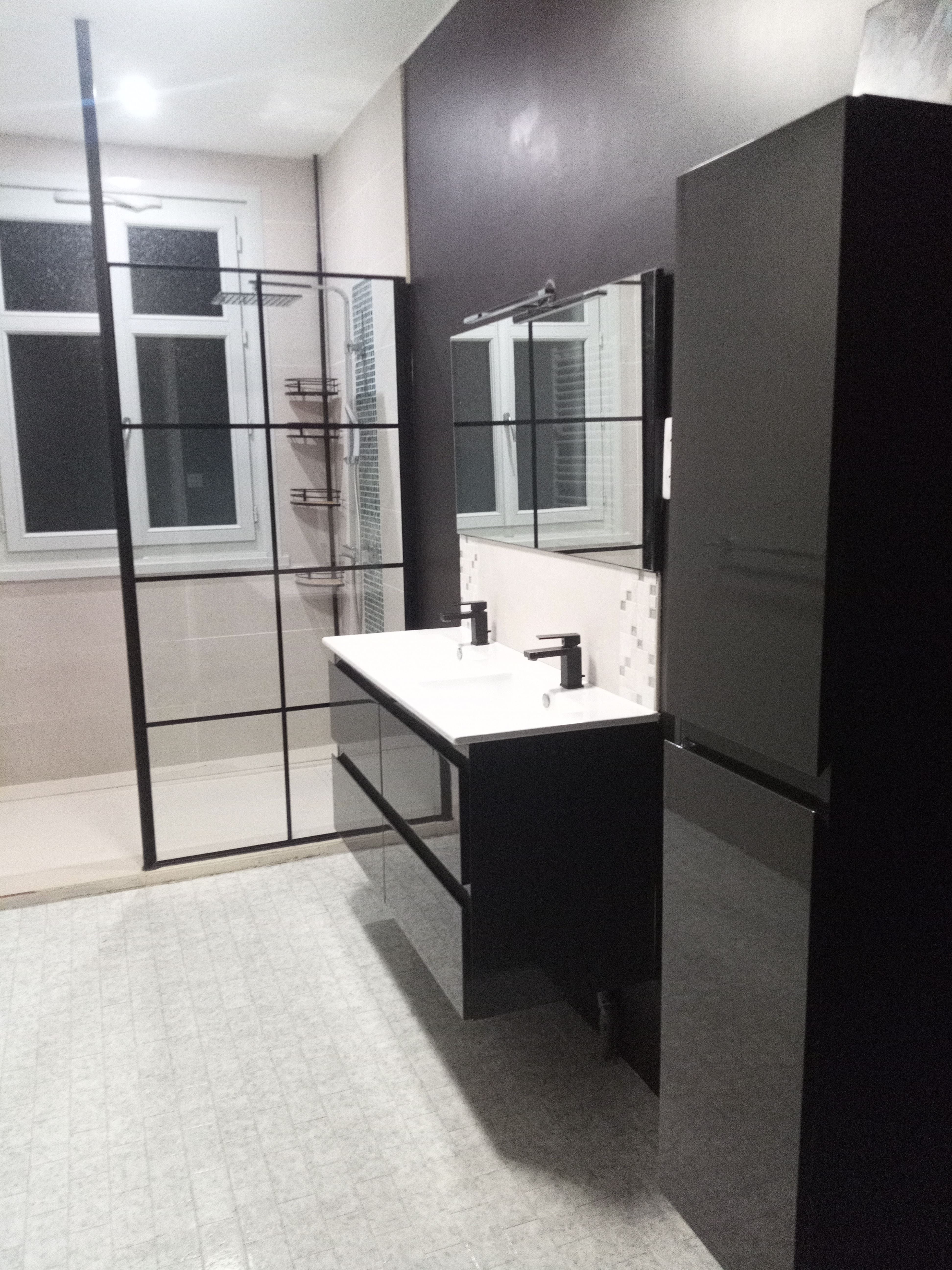 Finitions menuiserie agencement intérieur