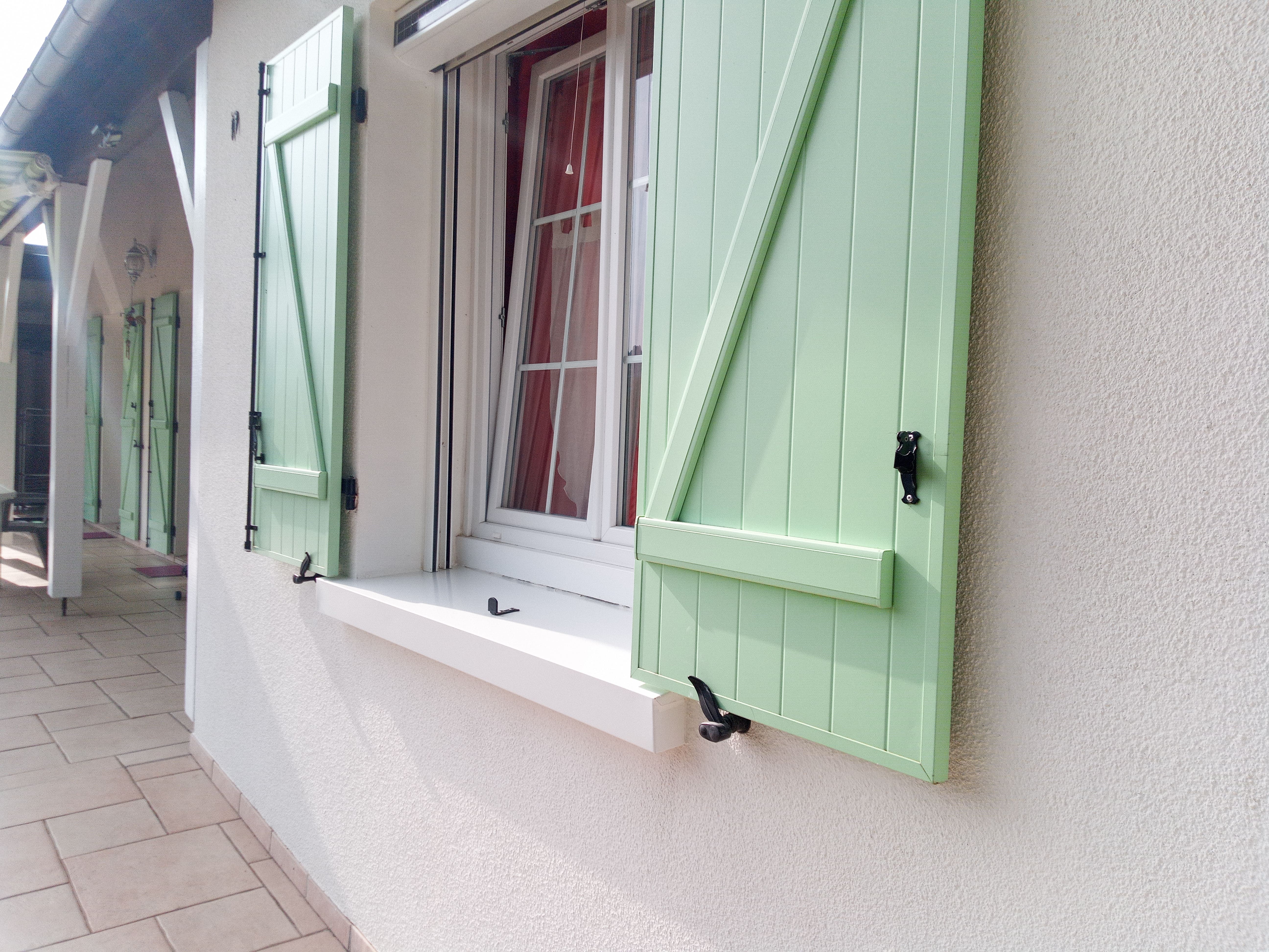 Volets et appuis menuiserie bois